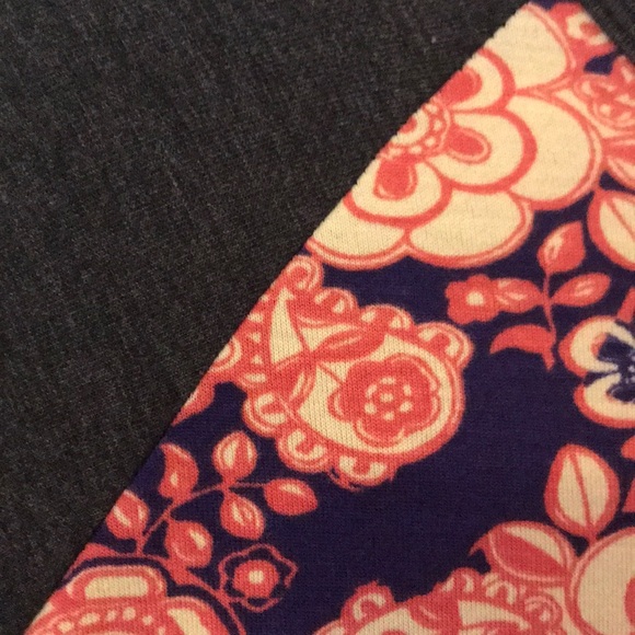 LuLaRoe Randy - Picture 5 of 5